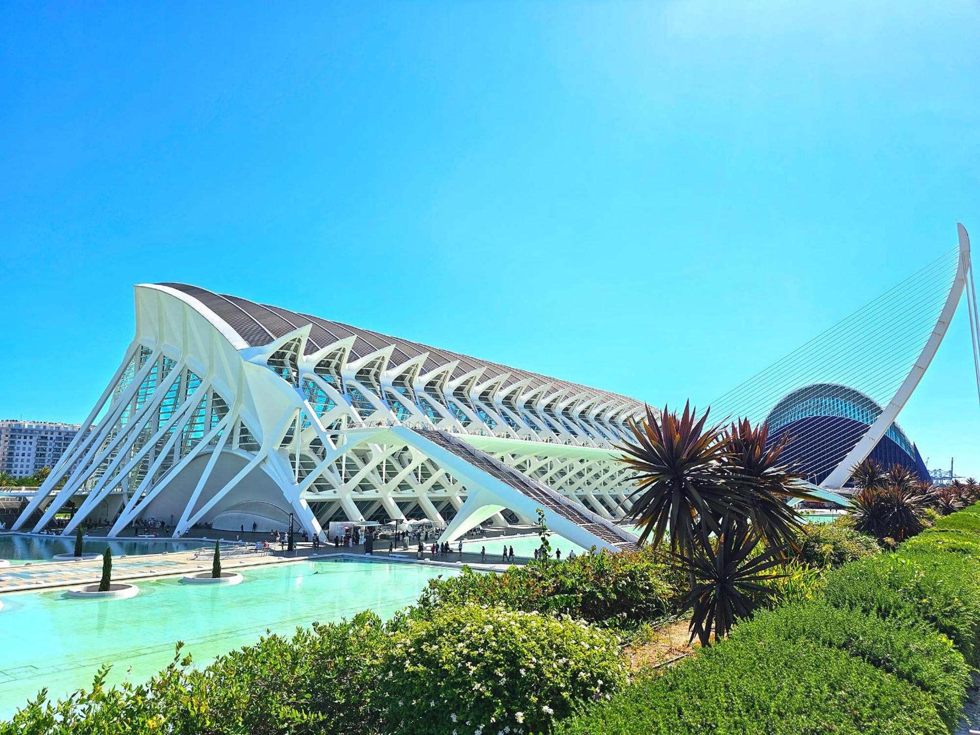 Apartamentos Las Ciencias C Valencia Bagian luar foto